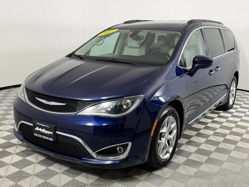 2017 Chrysler - Image 10 of 21