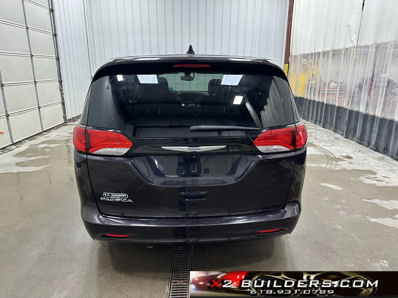 2017 Chrysler - Image 5 of 21