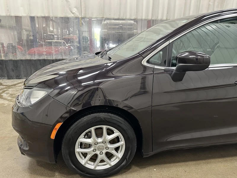 2017 Chrysler - Image 7 of 21