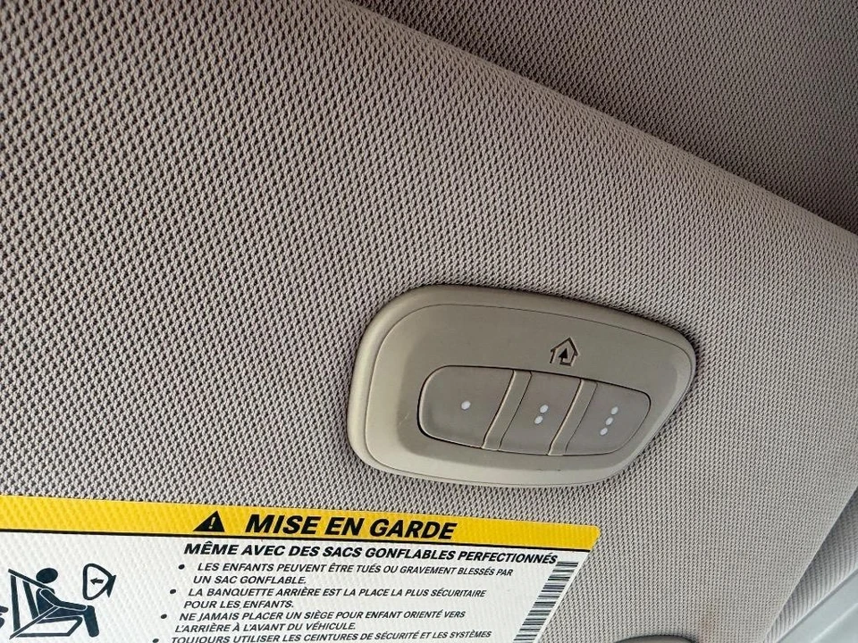 2017 Chrysler - Image 17 of 21