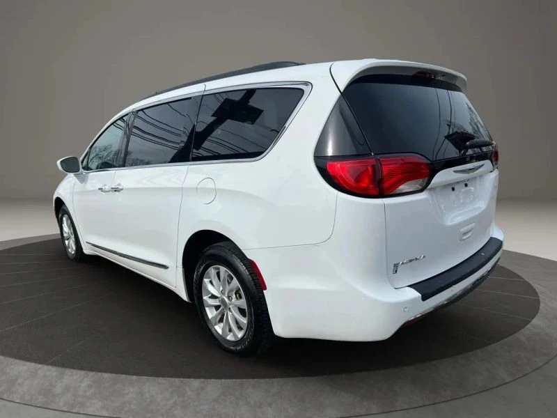 2017 Chrysler - Image 7 of 12