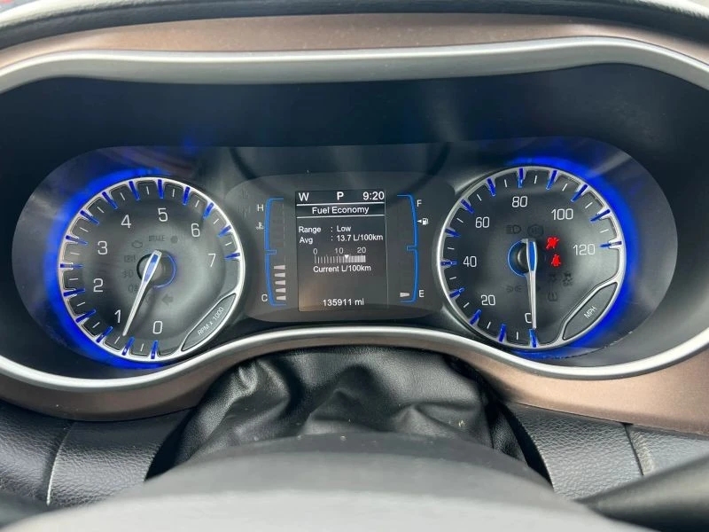 2017 Chrysler - Image 12 of 12
