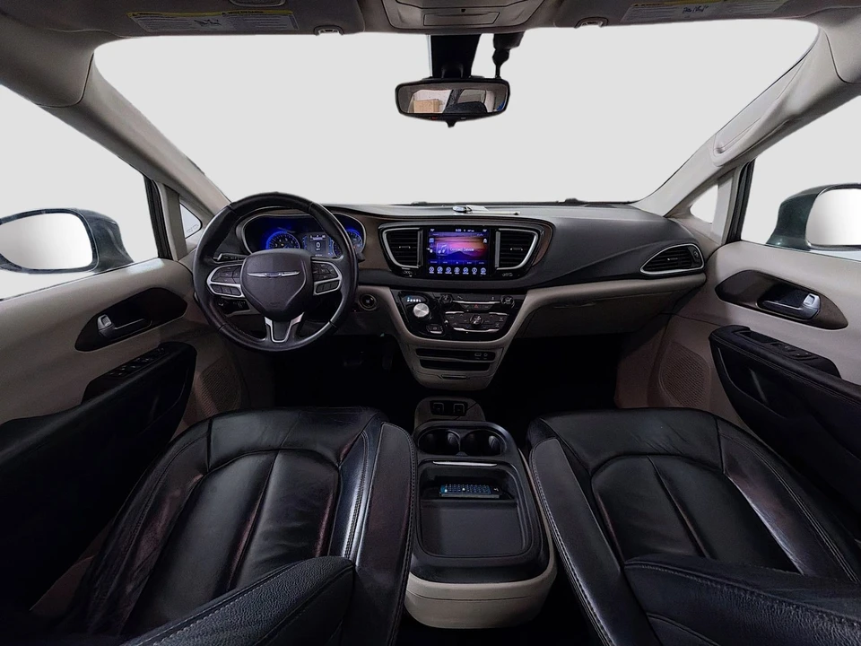 2017 Chrysler - Image 10 of 21
