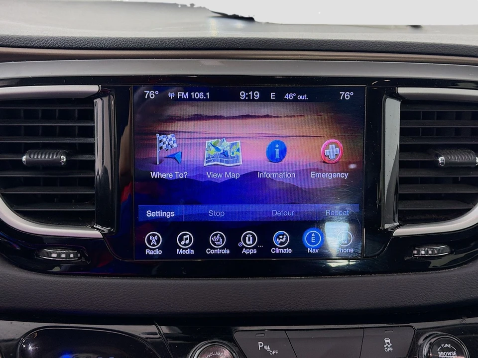 2017 Chrysler - Image 17 of 21