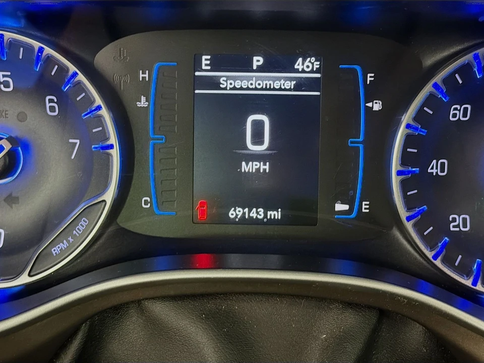 2017 Chrysler - Image 15 of 21