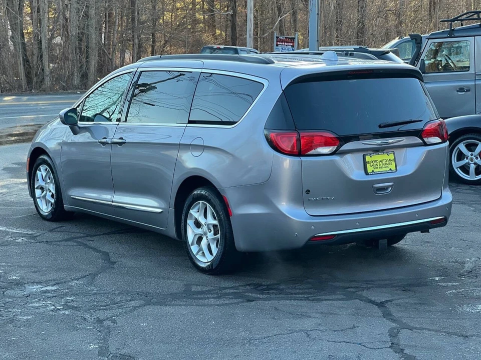 2017 Chrysler - Image 7 of 12