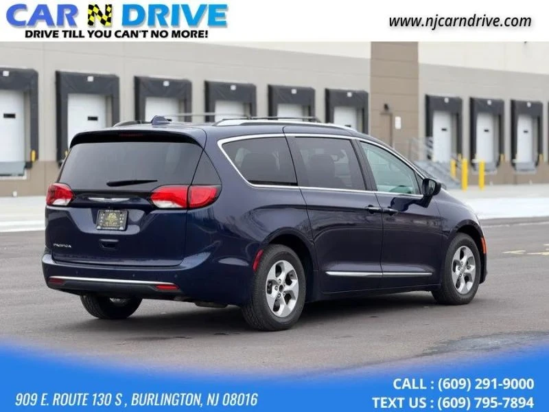 2017 Chrysler - Image 7 of 12
