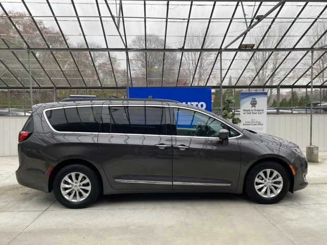 2017 Chrysler - Image 5 of 31