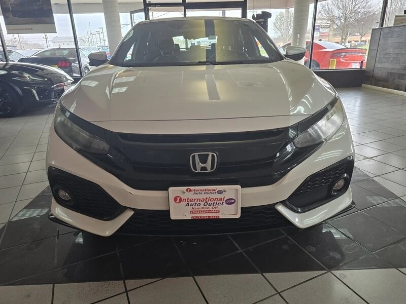 2017 Honda Civic 10th Gen - Image 2 of 4