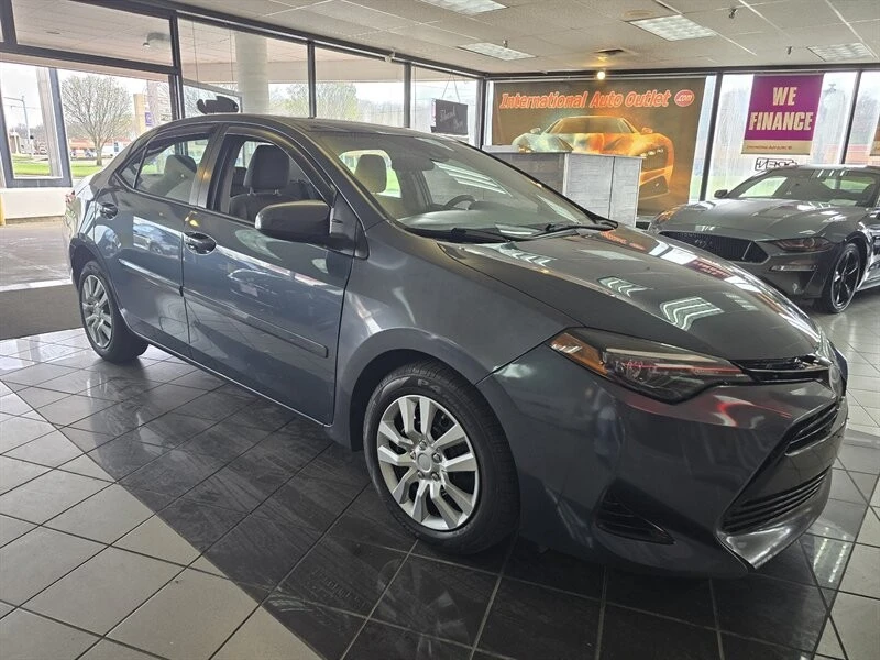 2017 Toyota Corolla 11th Gen - Image 3 of 4
