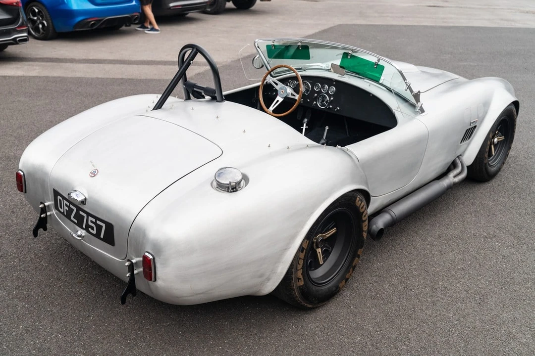 2017 AC - Image 12 of 31
