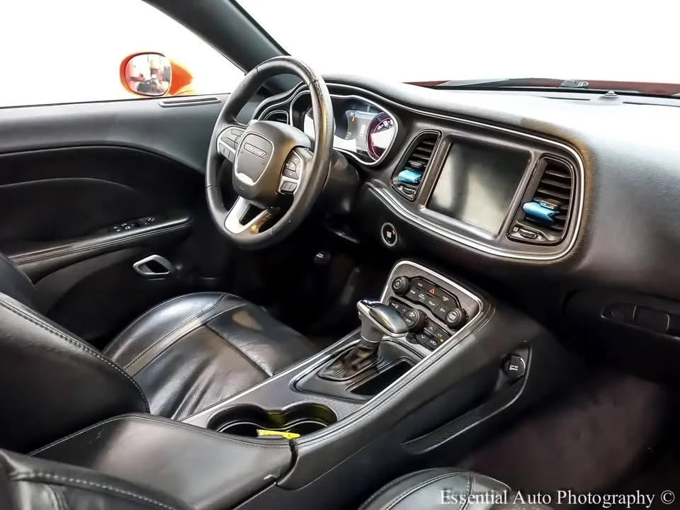 2017 Dodge Challenger 3rd Gen - Image 5 of 6