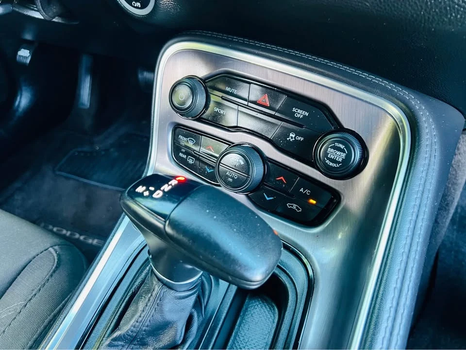 2017 Dodge Challenger 3rd Gen - Image 13 of 16