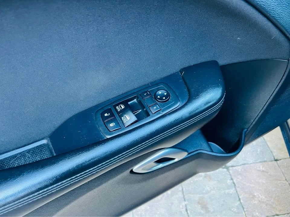 2017 Dodge Challenger 3rd Gen - Image 7 of 16