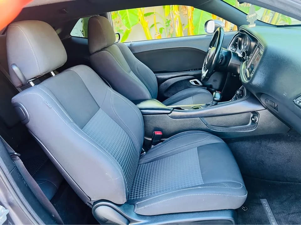 2017 Dodge Challenger 3rd Gen - Image 11 of 16