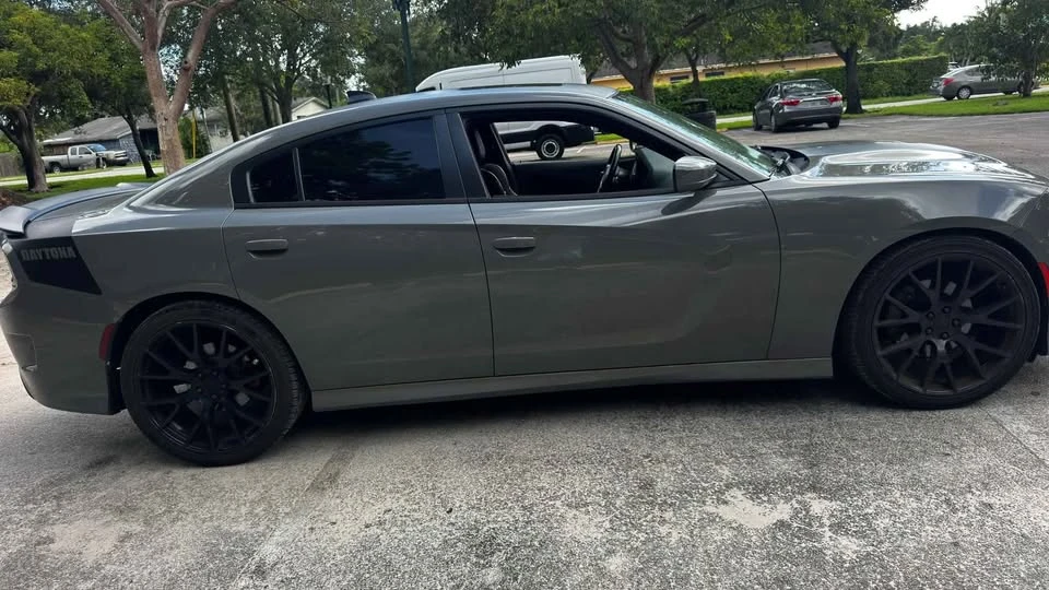2017 Dodge Charger SRT & 392 7th Gen - Image 5 of 10