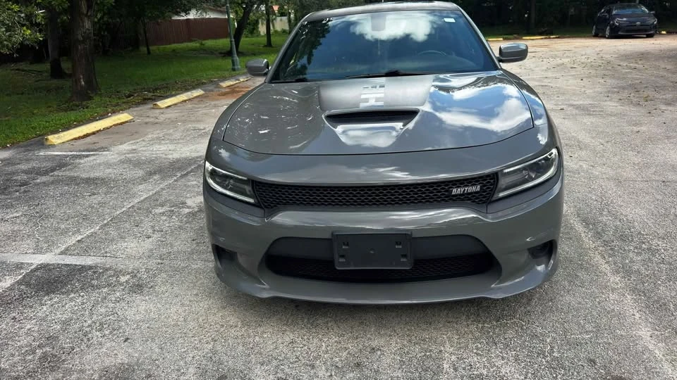 2017 Dodge Charger SRT & 392 7th Gen - Image 2 of 10