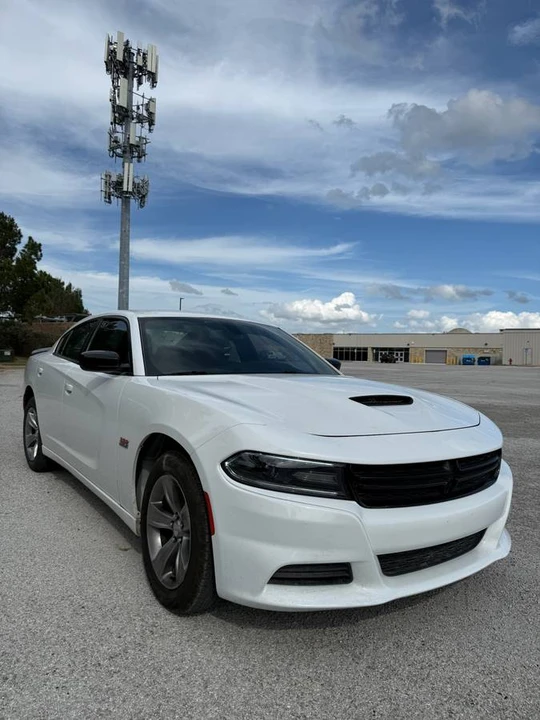 2017 Dodge Charger 7th Gen - Image 2 of 13