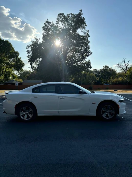 2017 Dodge Charger 7th Gen - Image 6 of 15