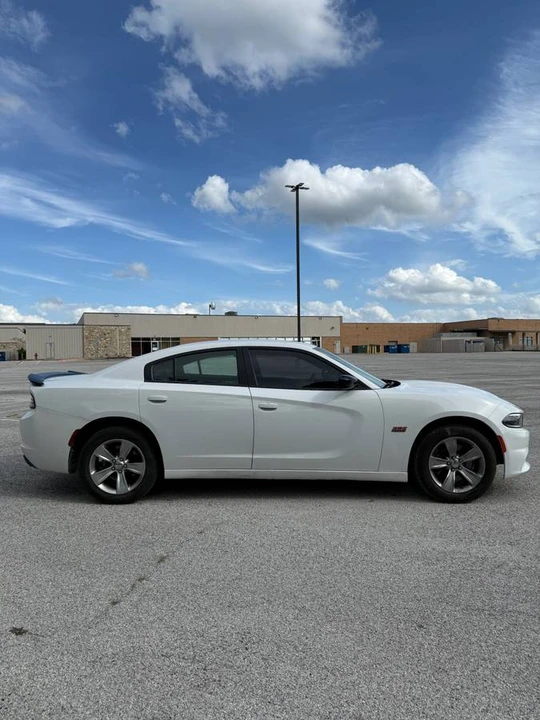 2017 Dodge Charger 7th Gen - Image 6 of 13