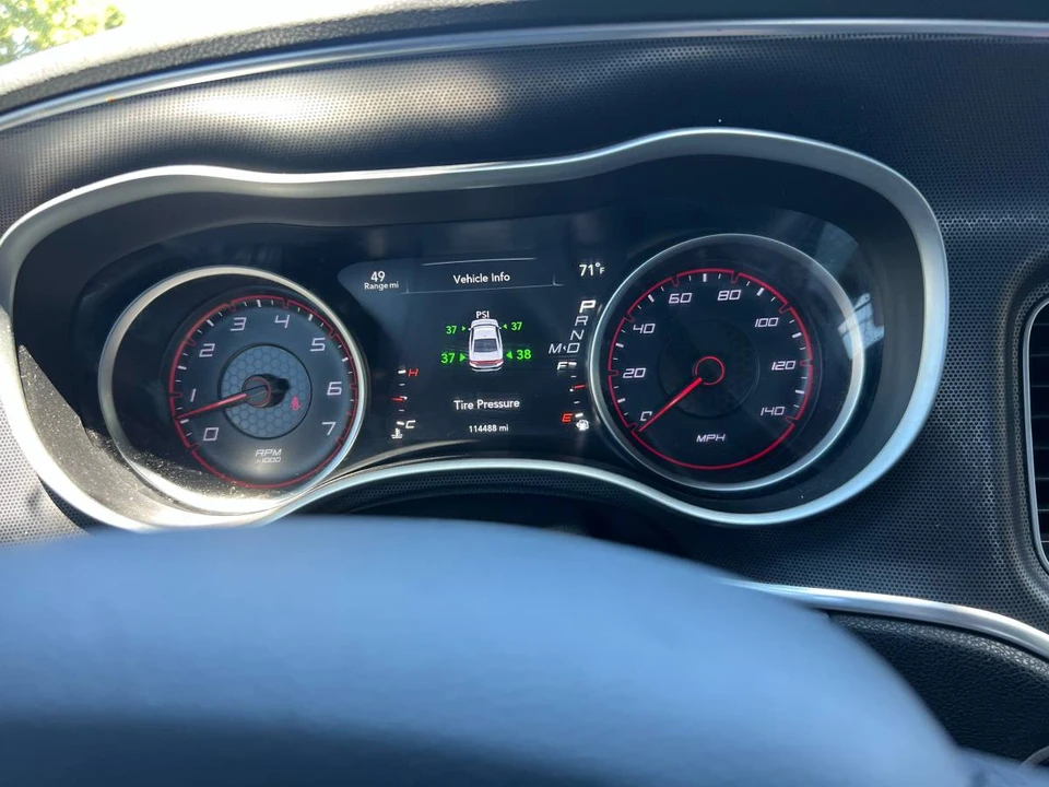 2017 Dodge Charger 7th Gen - Image 5 of 7