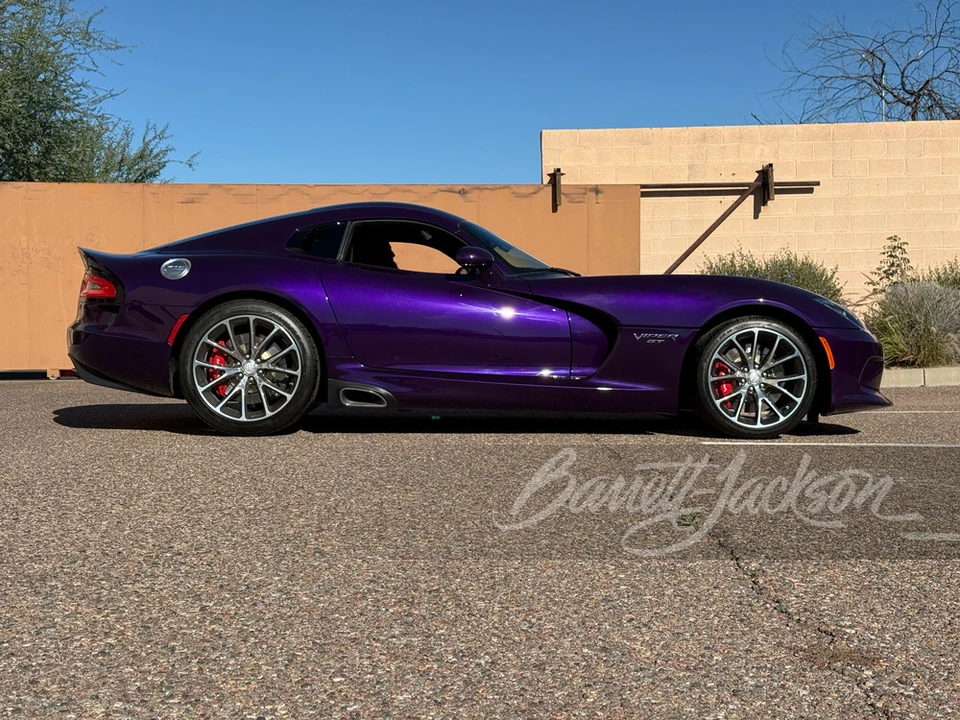 2017 Dodge Viper 5th Gen - Image 5 of 31