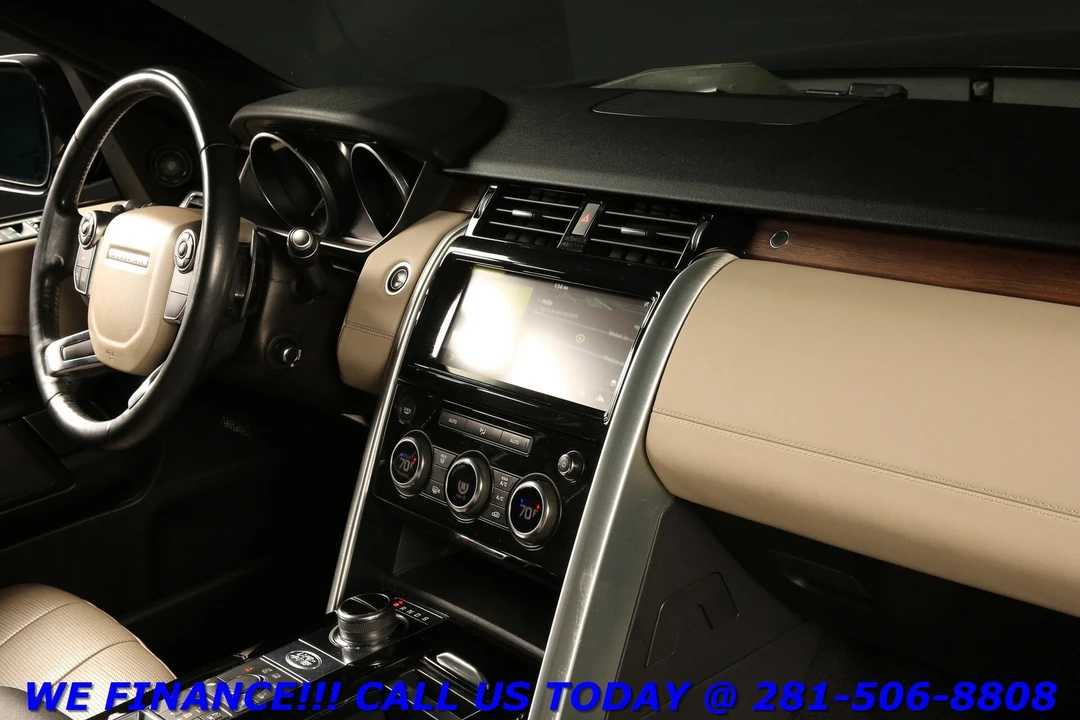 2017 Land Rover Discovery 5th Gen - Image 19 of 21