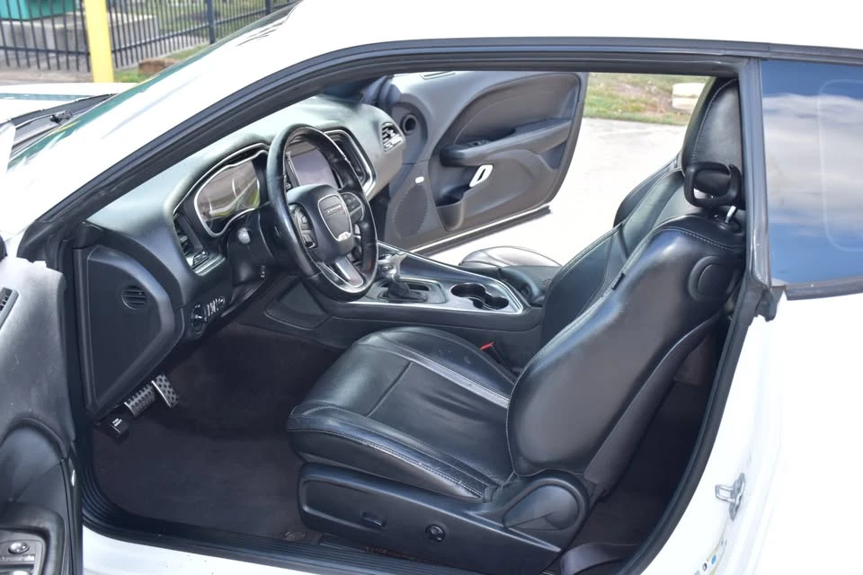 2017 Dodge Challenger 3rd Gen - Image 9 of 11