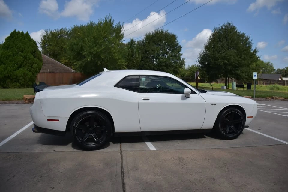 2017 Dodge Challenger 3rd Gen - Image 2 of 11