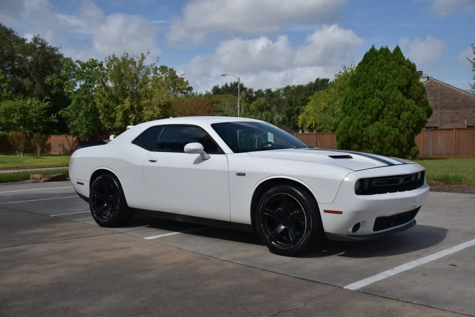 2017 Dodge Challenger 3rd Gen - Image 3 of 11