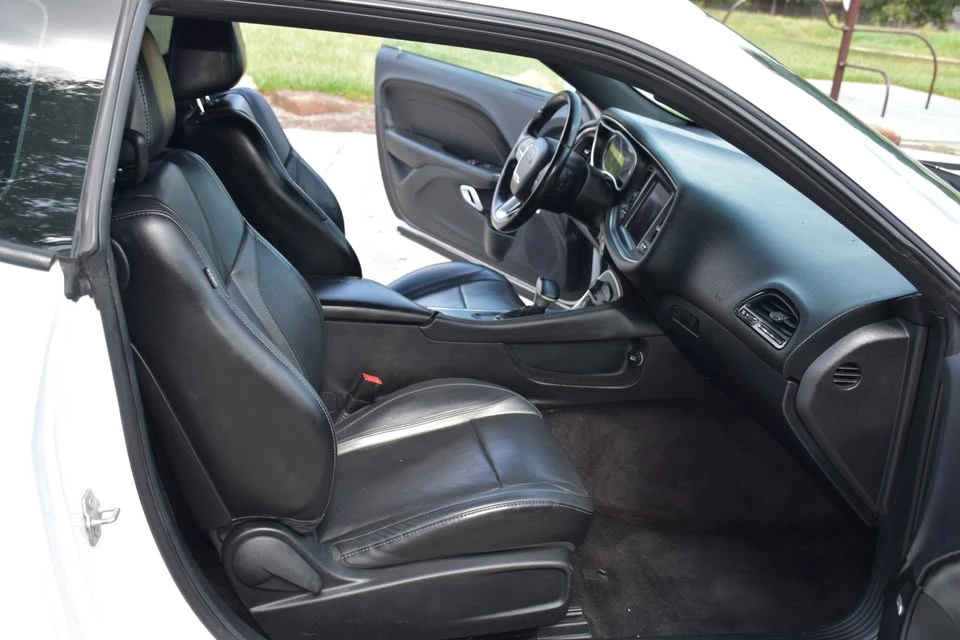 2017 Dodge Challenger 3rd Gen - Image 10 of 11