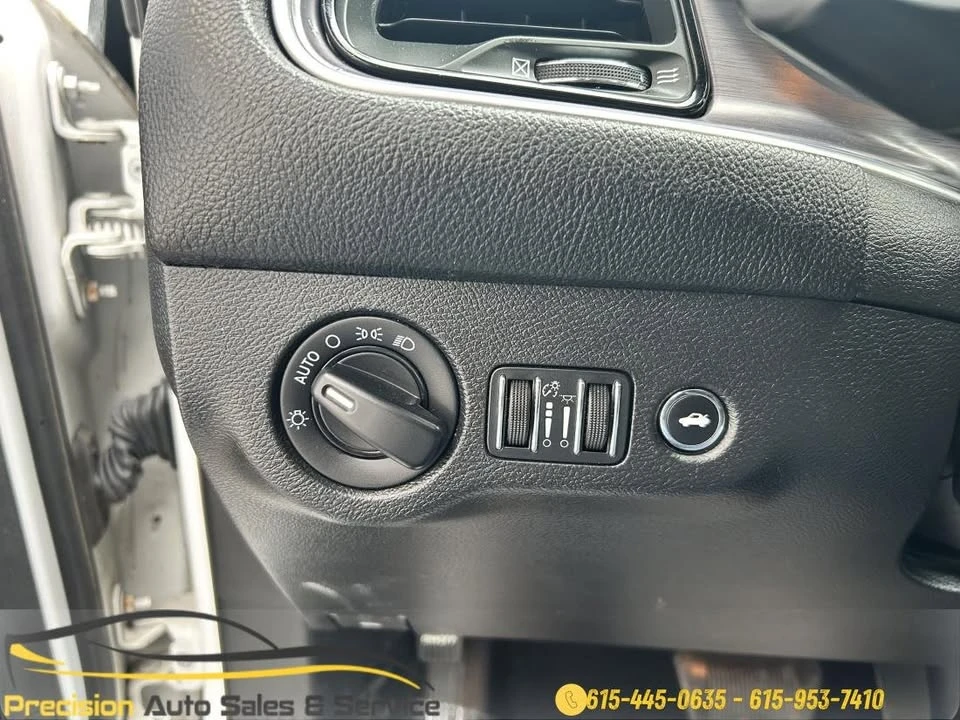 2017 Dodge Challenger 3rd Gen - Image 13 of 14