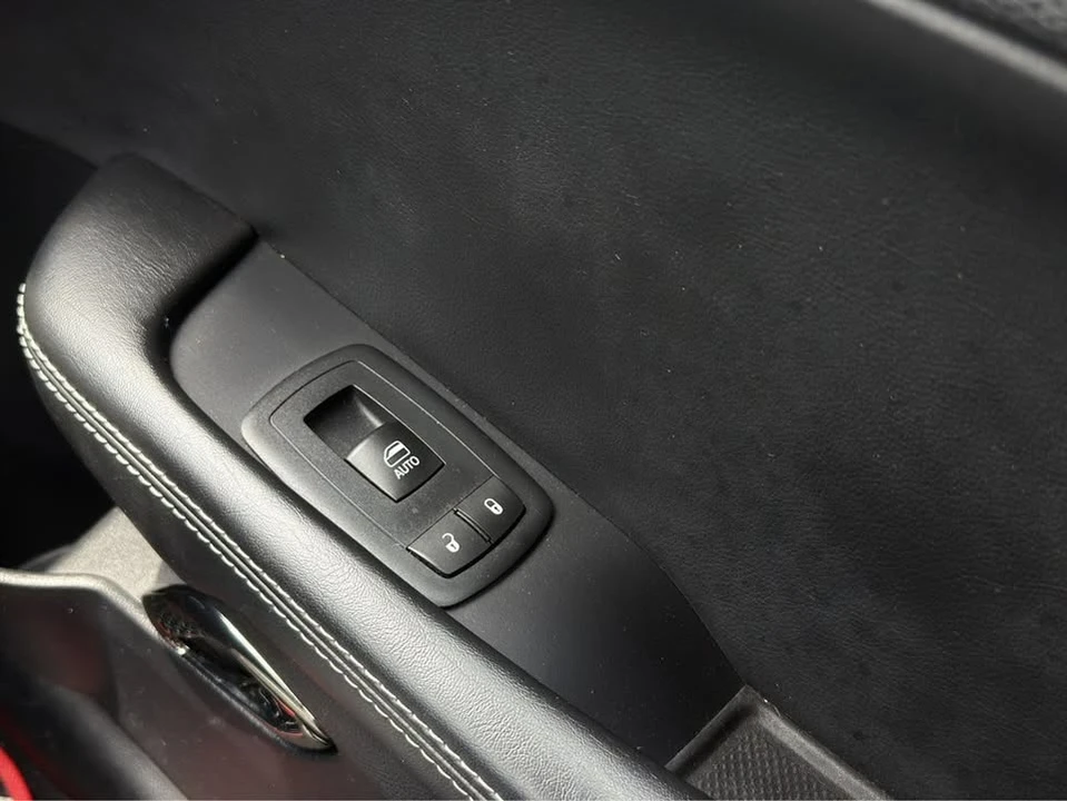 2017 Dodge Challenger 3rd Gen - Image 13 of 20