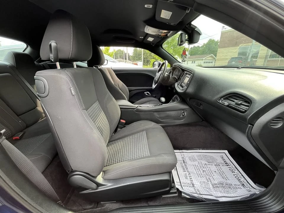 2017 Dodge Challenger 3rd Gen - Image 10 of 20
