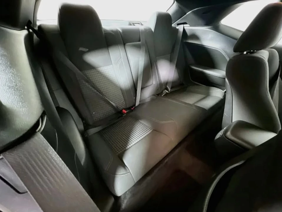 2017 Dodge Challenger 3rd Gen - Image 7 of 8