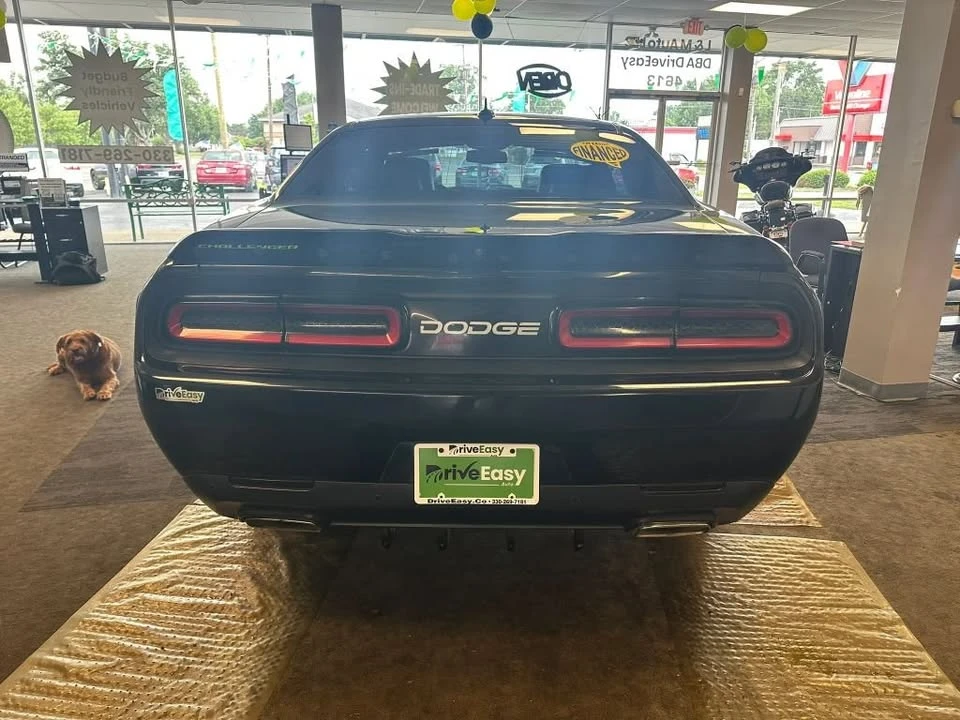 2017 Dodge Challenger 3rd Gen - Image 8 of 16