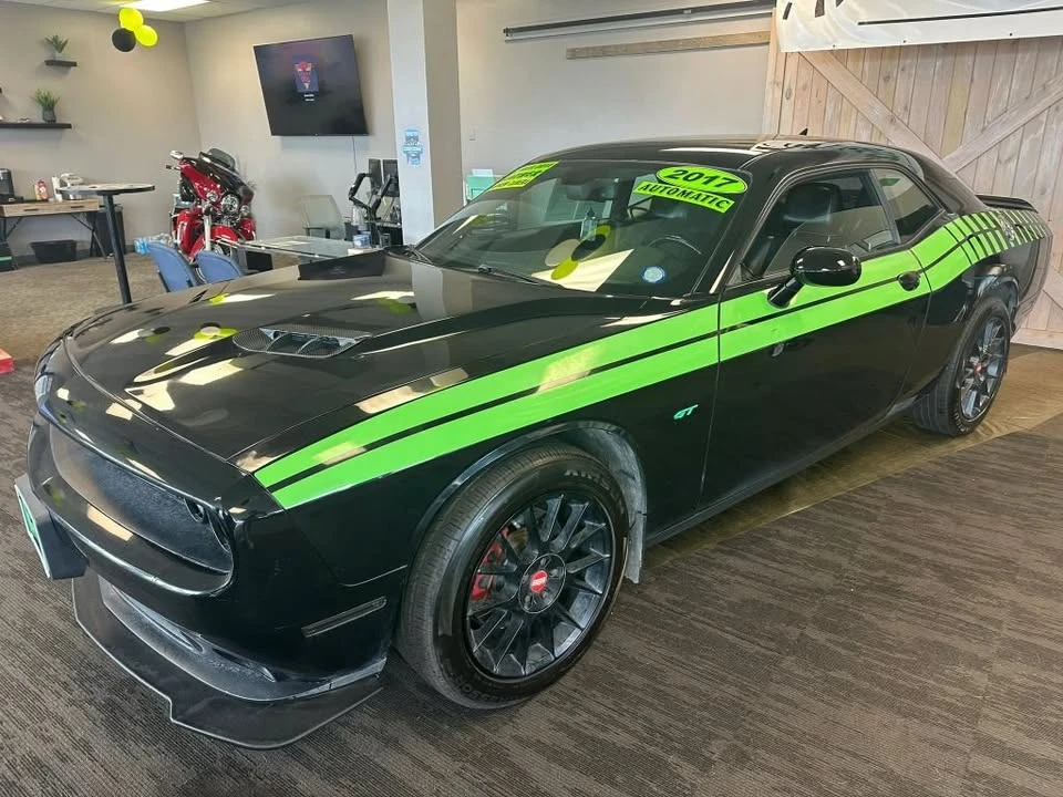 2017 Dodge Challenger 3rd Gen - Image 5 of 16