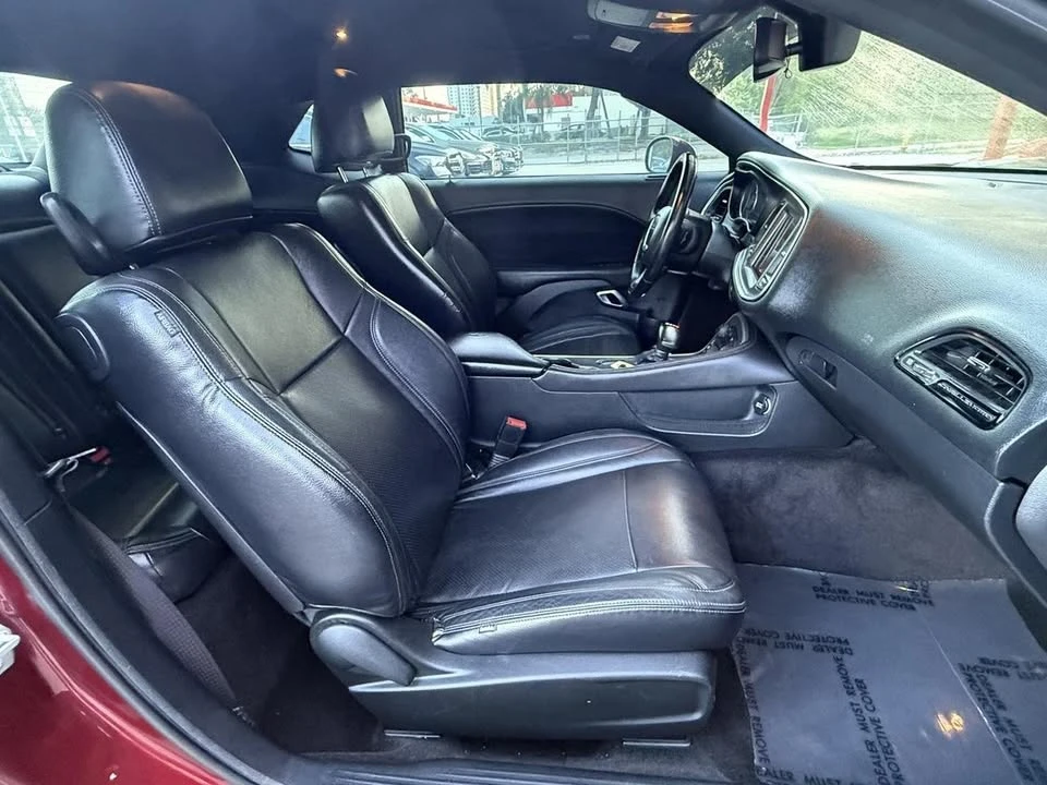 2017 Dodge Challenger 3rd Gen - Image 5 of 18
