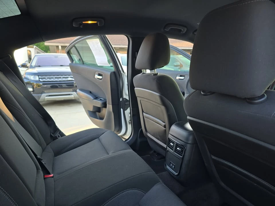 2017 Dodge Charger 7th Gen - Image 16 of 20