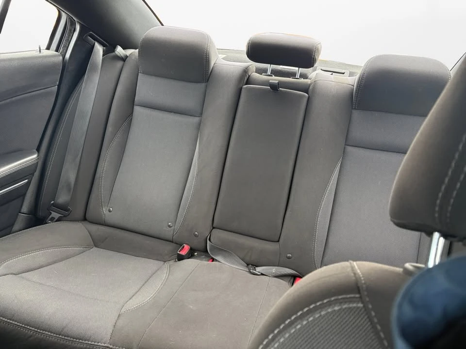 2017 Dodge Charger 7th Gen - Image 15 of 18