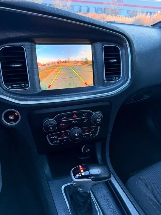2017 Dodge Charger 7th Gen - Image 9 of 17