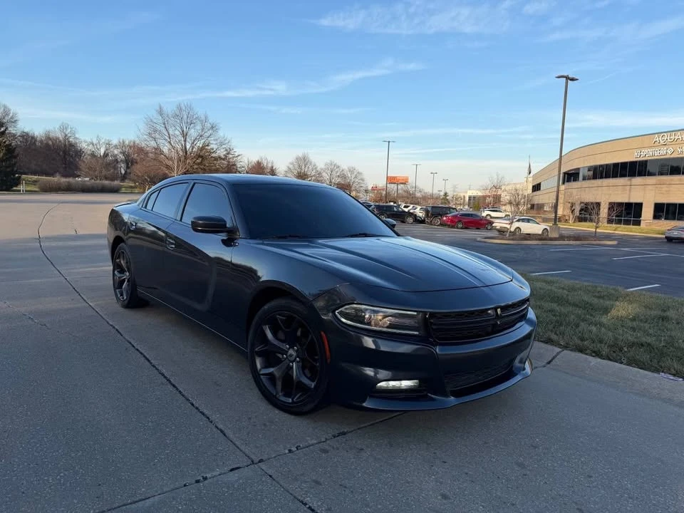 2017 Dodge Charger 7th Gen - Image 3 of 17