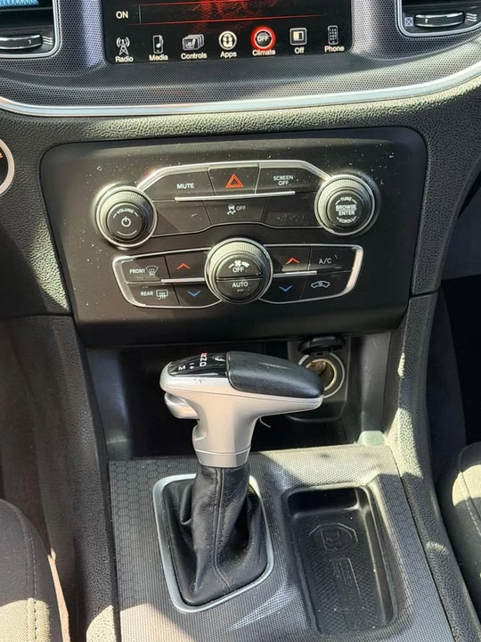 2017 Dodge Charger 7th Gen - Image 6 of 10