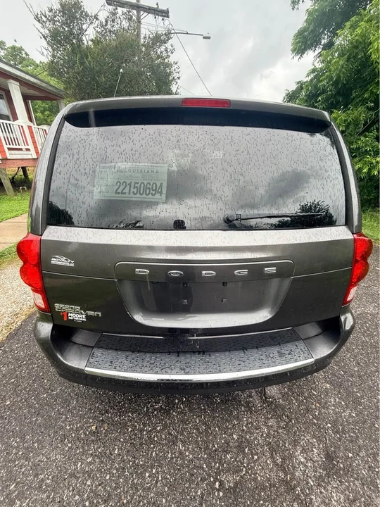 2017 Dodge Caravan - Image 3 of 12