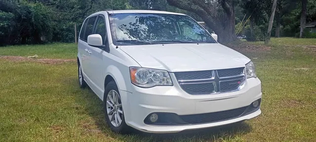 2017 Dodge Caravan Passenger SE Minivan 4D