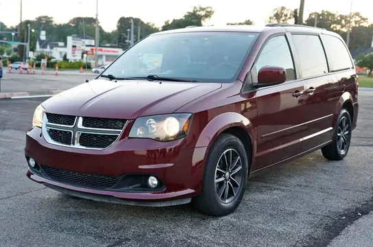 2017 Dodge Caravan Passenger SXT Minivan 4D
