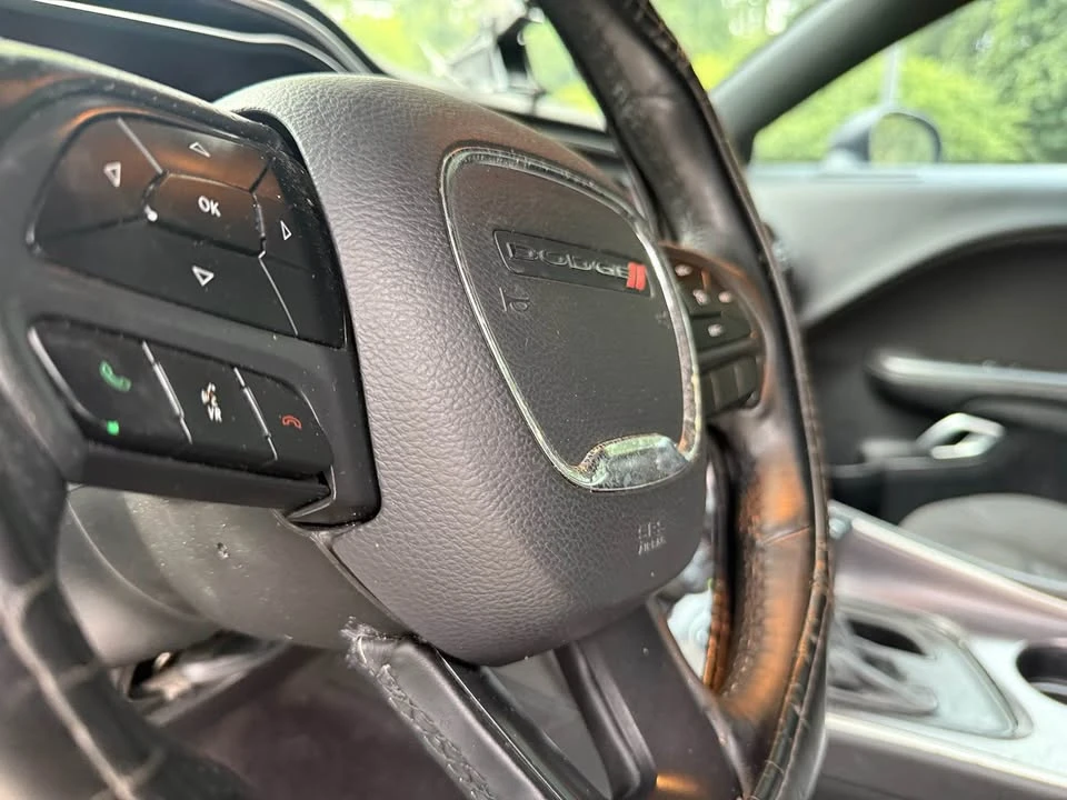 2017 Dodge Challenger 3rd Gen - Image 5 of 6