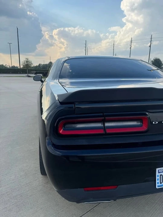 2017 Dodge Challenger 3rd Gen - Image 9 of 13
