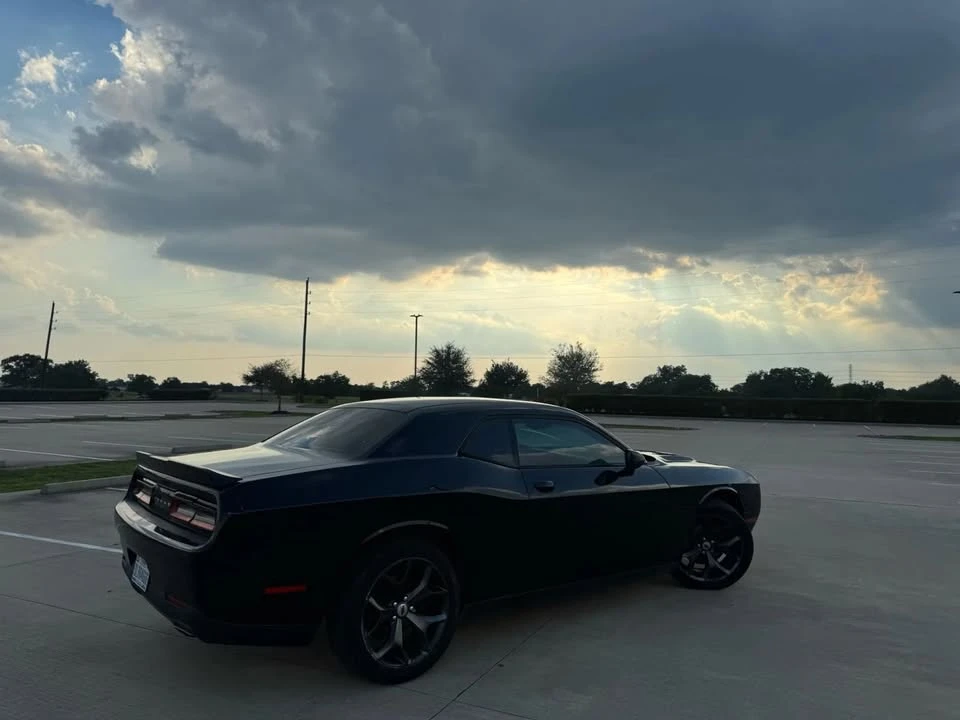 2017 Dodge Challenger 3rd Gen - Image 4 of 13
