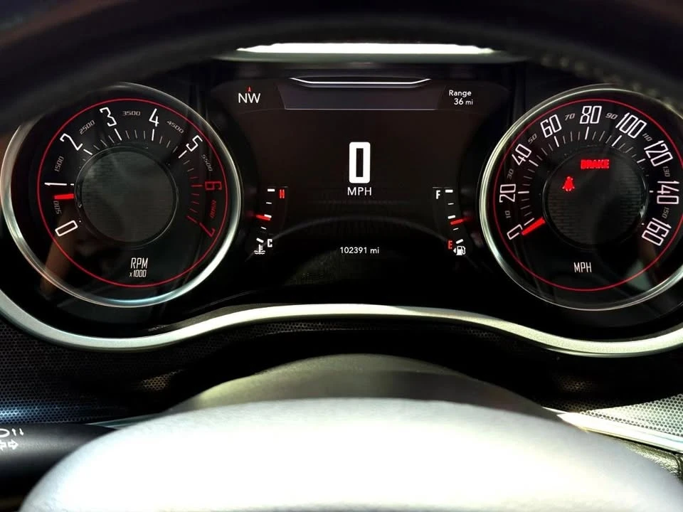 2017 Dodge Challenger 3rd Gen - Image 15 of 19